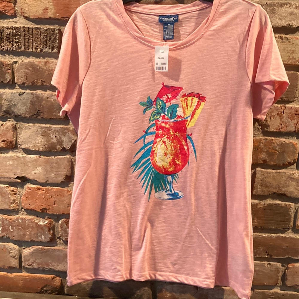 NWT. CARIBBEAN JOE SHORT SLEEVE TOP M